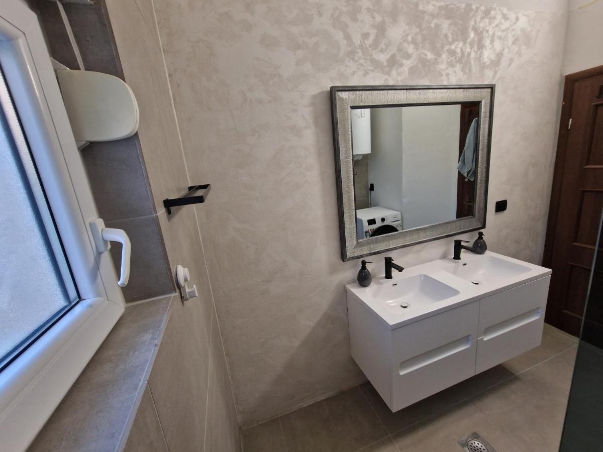 Big Panorama Villa, For 21 Person In Omis Čelina Eksteriør bilde